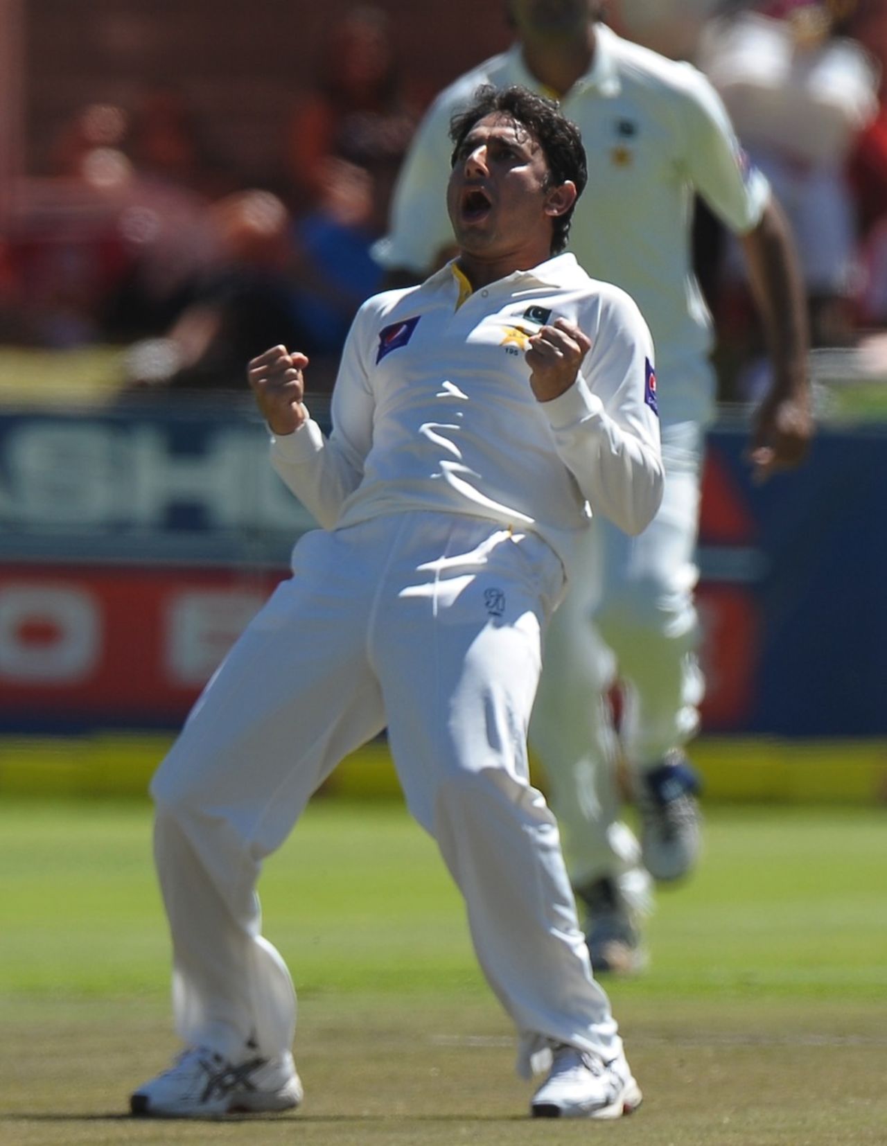 Saeed Ajmal celebrates the wicket of Dean Elgar, South Africa v Pakistan, 2nd Test, Cape Town, 3rd day, February 16, 2013