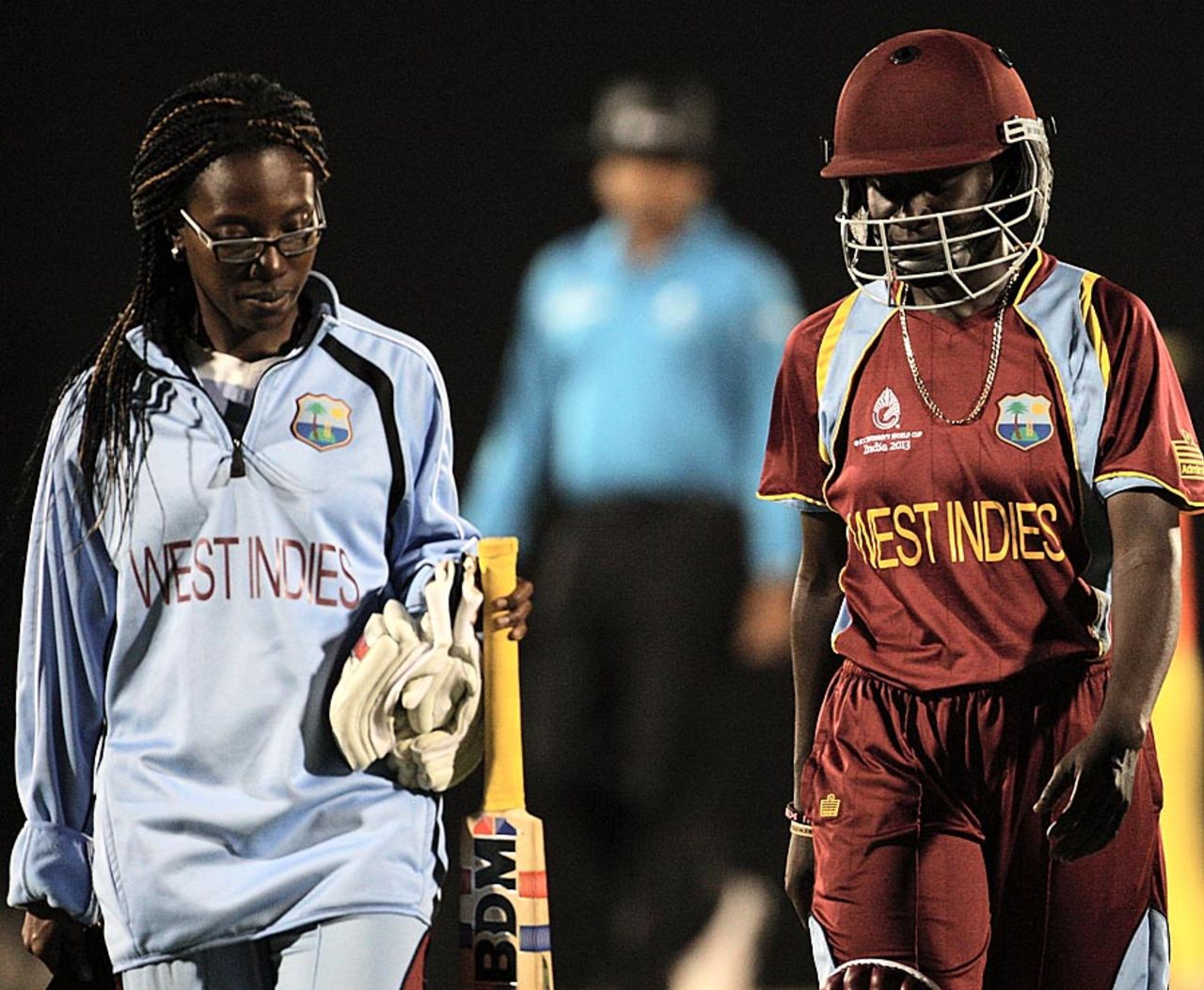 Kyshona Knight retired hurt on 6, Australia v West Indies, Final, Women's World Cup 2013, Mumbai, February 17, 2013