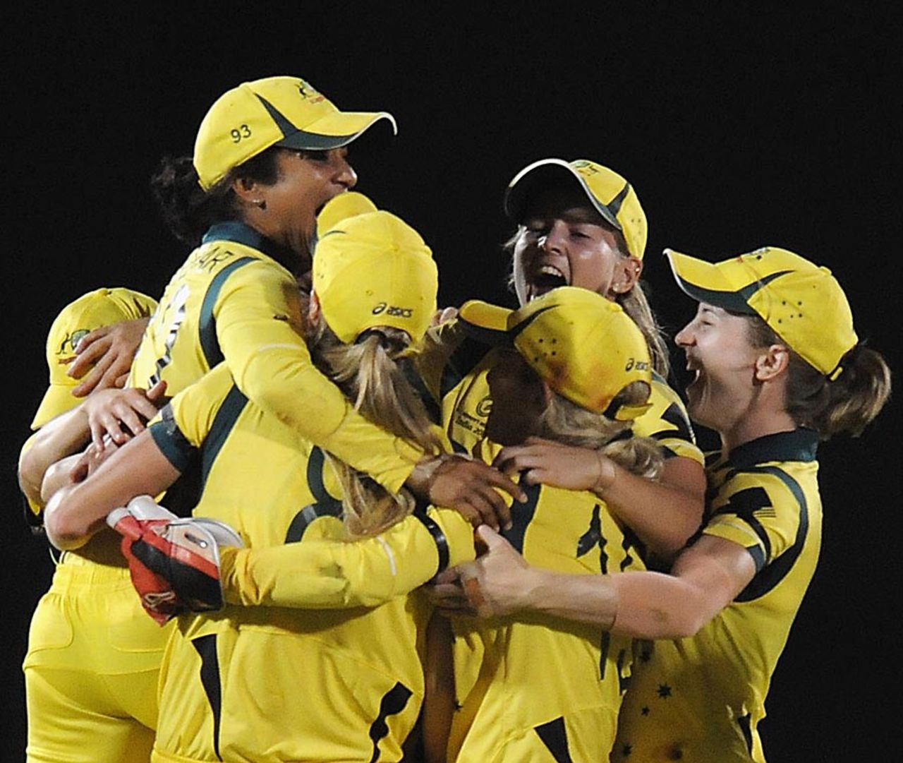 Australians celebrate their World Cup triumph, Australia v West Indies, Final, Women's World Cup 2013, Mumbai, February 17, 2013
