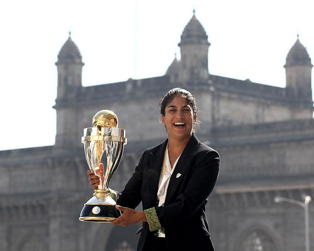Lisa Sthalekar with the World Cup trophy, Australia v West Indies, Final, Women's World Cup 2013, Mumbai, February 18, 2013