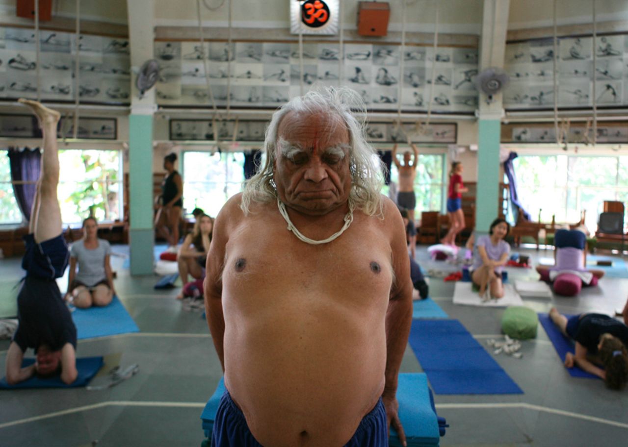 BKS Iyengar performing yoga at his instittue, Pune, November 19, 2007