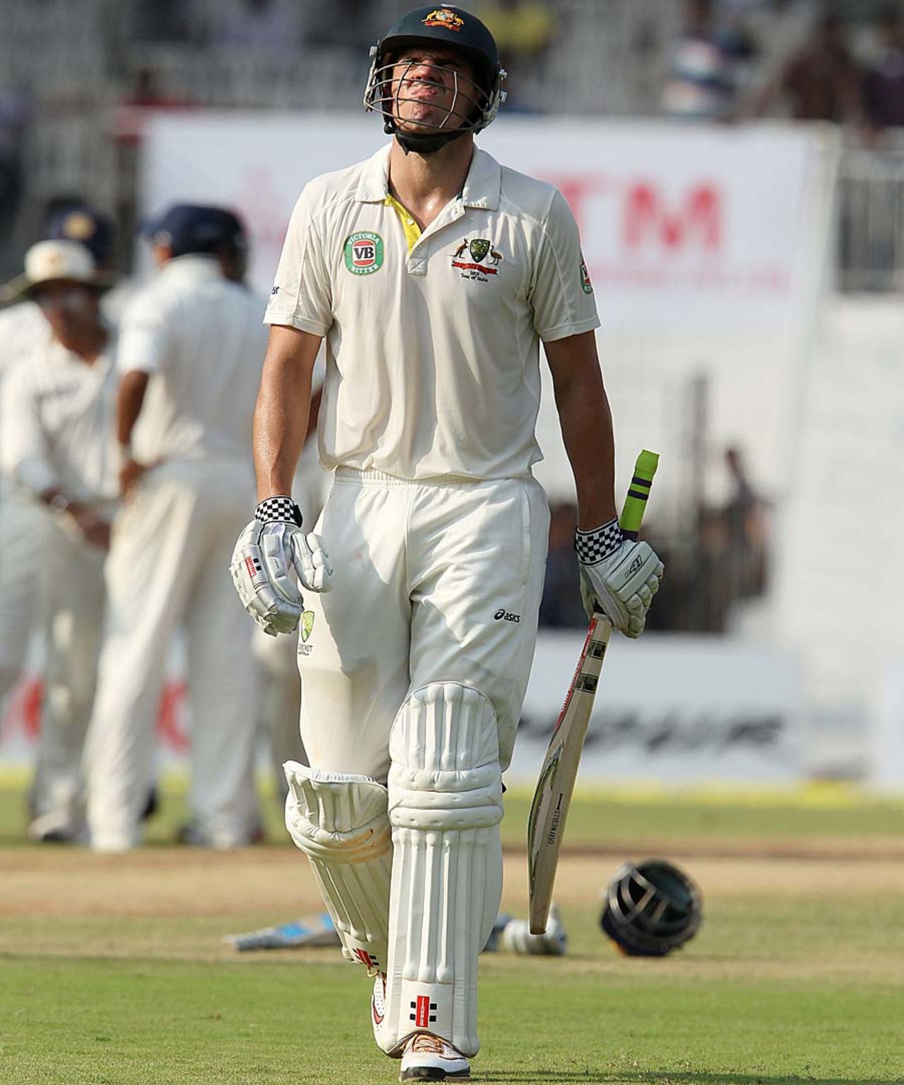 Moises Henriques is disappointed after being dismissed, India v Australia, 1st Test, Chennai, 1st day, February 22, 2013