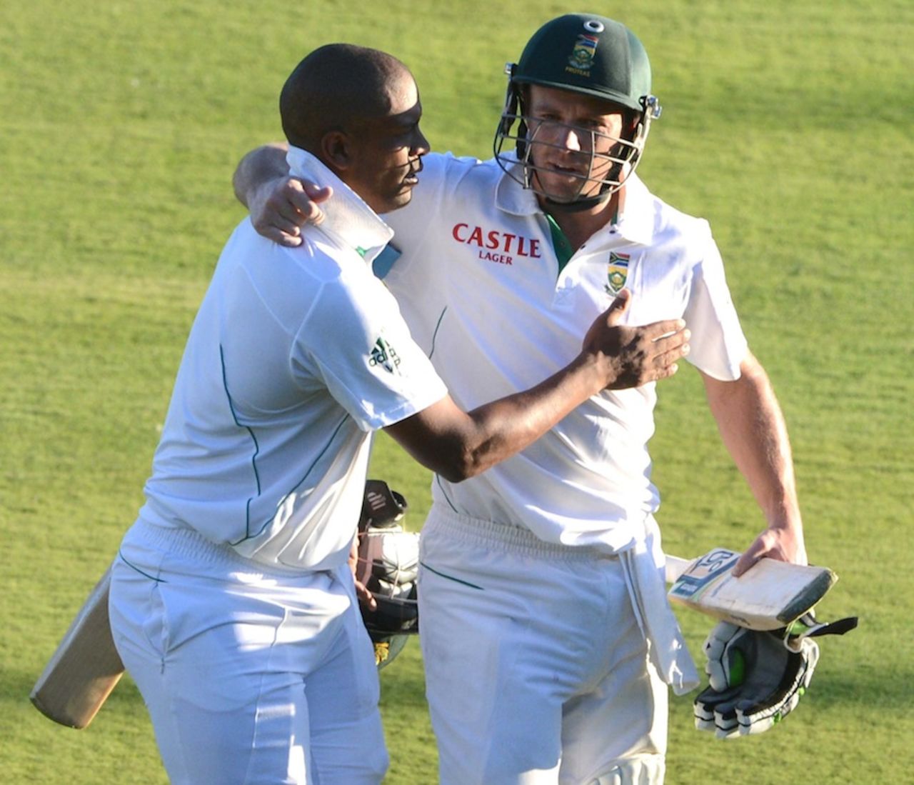 Vernon Philander and AB de Villiers walk back at the end of day's play, South Africa v Pakistan, 3rd Test, Centurion, 1st day, February 22, 2013