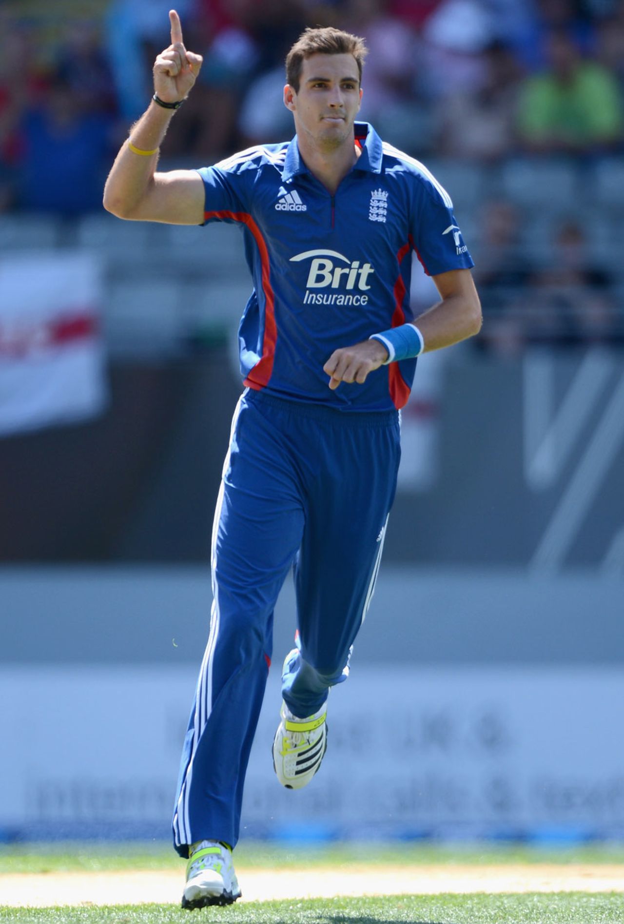 Steven Finn was unplayable in his opening spell, New Zealand v England, 3rd ODI, Auckland, February 23, 2013