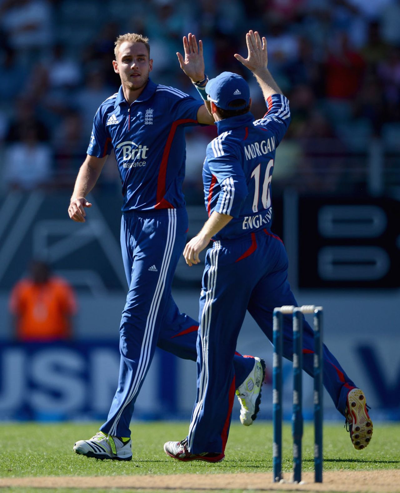 Stuart Broad celebrates having Andrew Ellis caught in the deep, New Zealand v England, 3rd ODI, Auckland, February 23, 2013