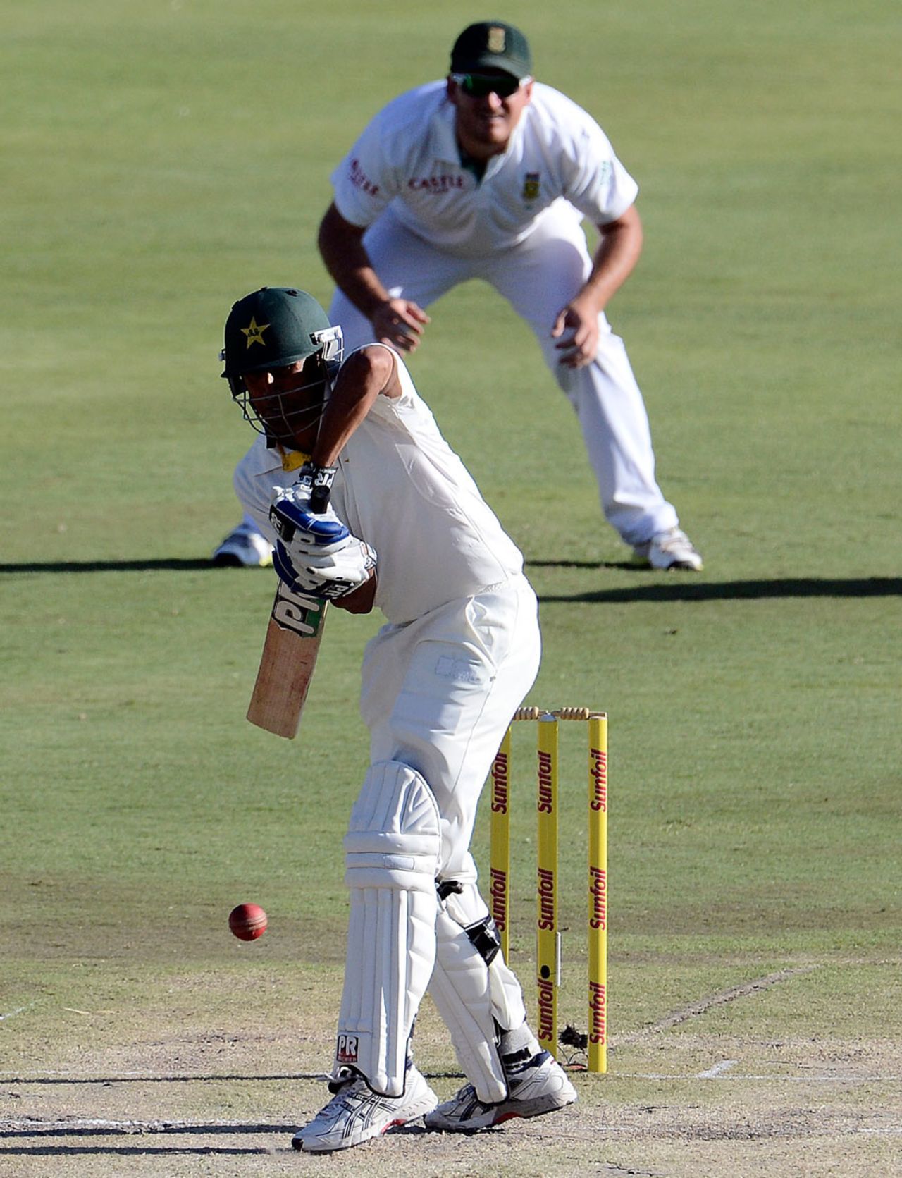 Younis Khan carefully plays a back-foot defence, South Africa v Pakistan, 3rd Test, Centurion, 2nd day, February 23, 2013