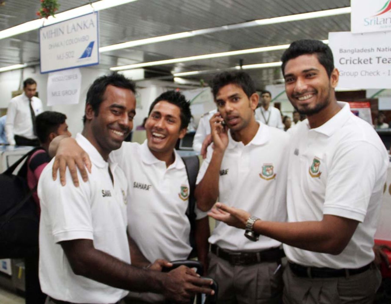 Elias Sunny, Mohammad Ashraful, Marshall Ayub and Mahmudullah before departing for Sri Lanka, Dhaka, February 28, 2013