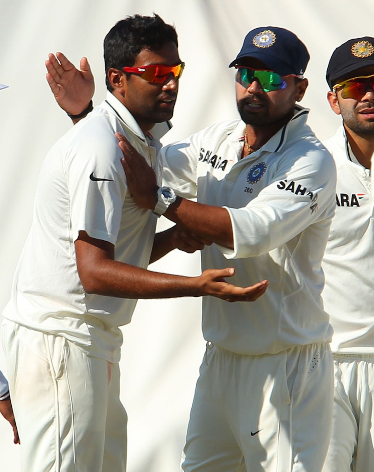 R Ashwin is congratulated by M Vijay after David Warner's wicket, India v Australia, 2nd Test, Hyderabad, 3rd day, March 4, 2013