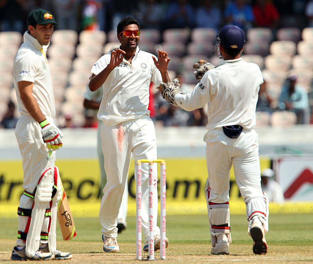R Ashwin traps Glenn Maxwell lbw, India v Australia, 2nd Test, Hyderabad, 4th day, March 5, 2013