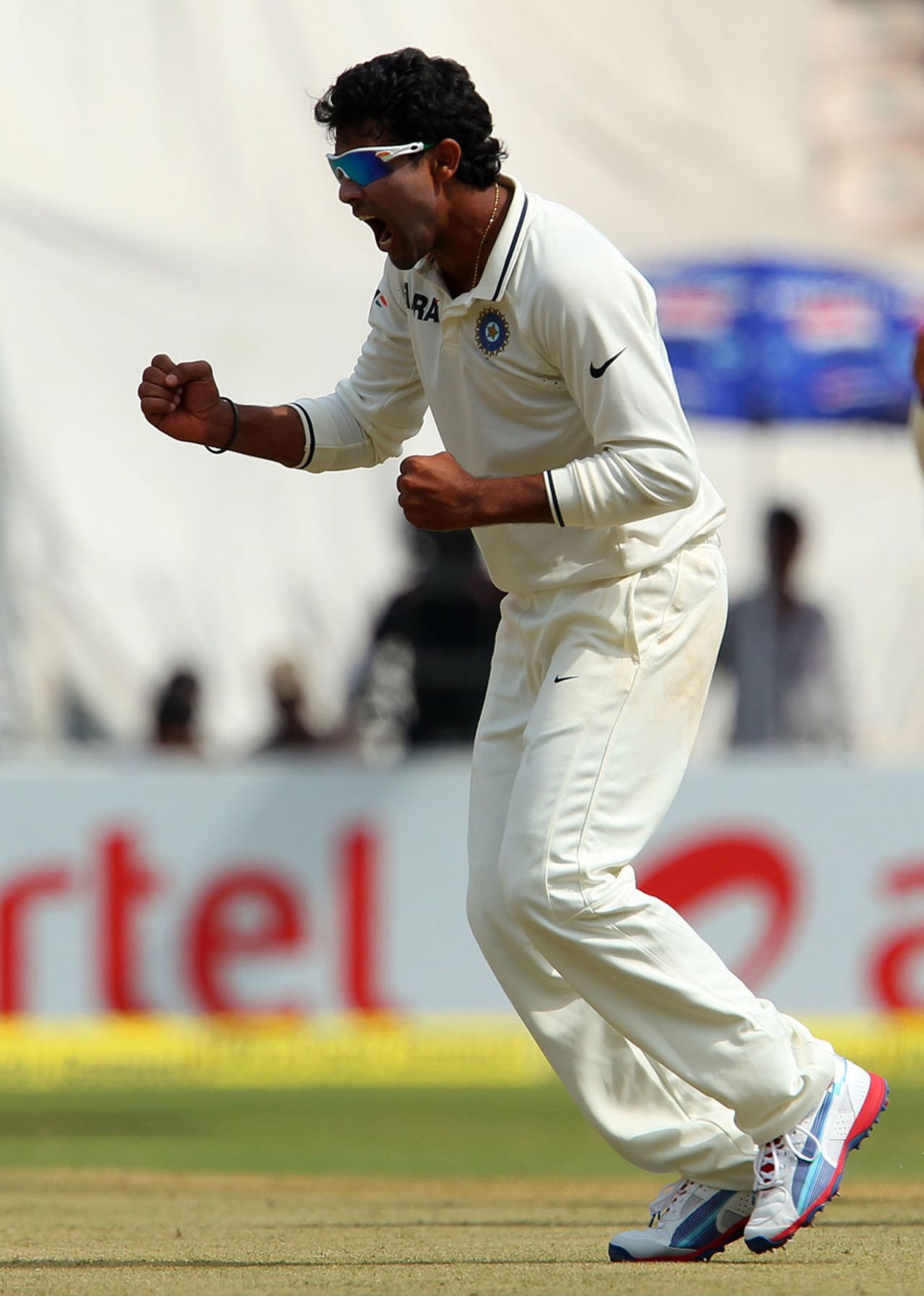 Ravindra Jadeja struck three times on the fourth morning, India v Australia, 2nd Test, Hyderabad, 4th day, March 5, 2013