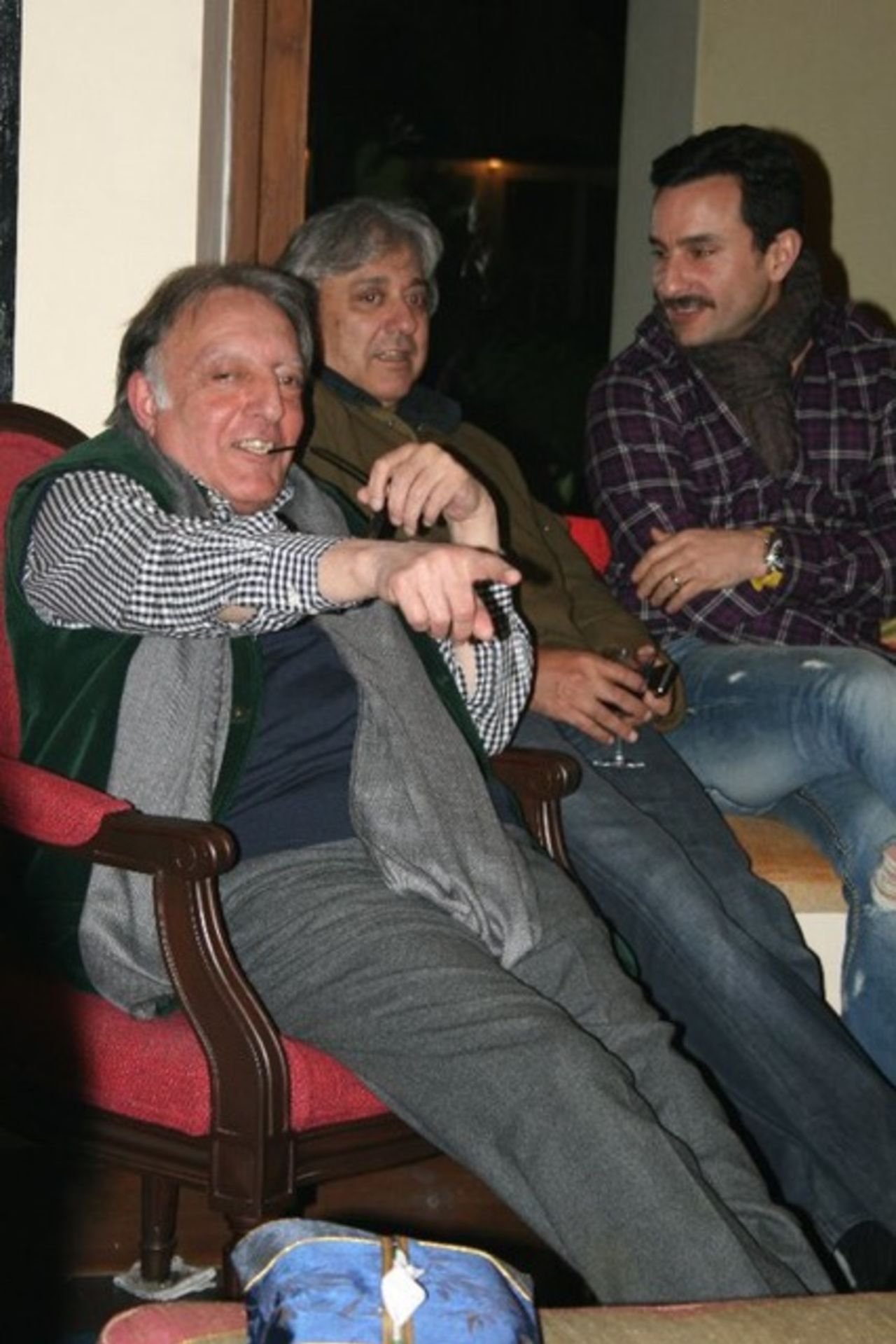 Mansur Ali Khan Pataudi with his nephew Saad bin Jung and son Saif Ali Khan