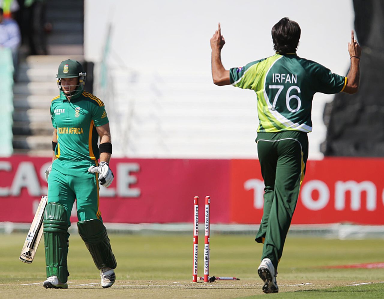 Mohammad Irfan celebrates after his second wicket in two balls, South Africa v Pakistan, 4th ODI, Durban, March 21, 2013