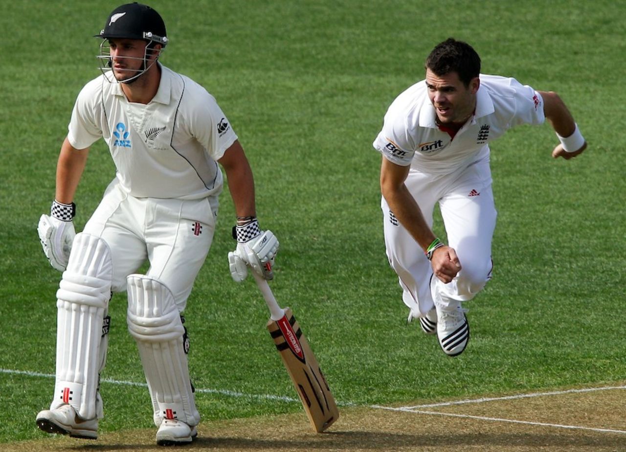 James Anderson in action at Eden Park, New Zealand v England, 3rd Test, Auckland, 1st day, March 22, 2013