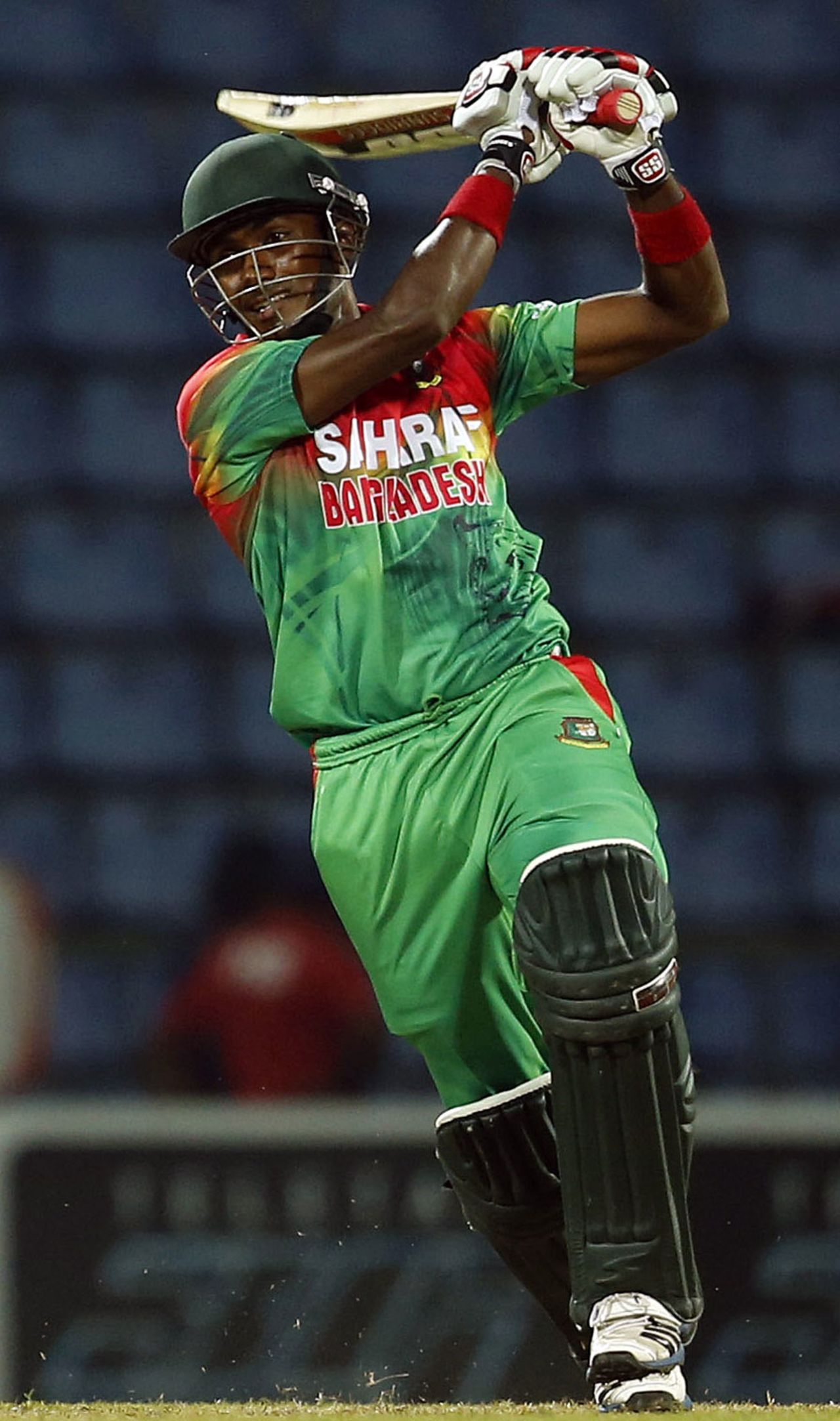 Jahurul Islam hits out, Sri Lanka v Bangladesh, 3rd ODI, Pallekele, March 28, 2013