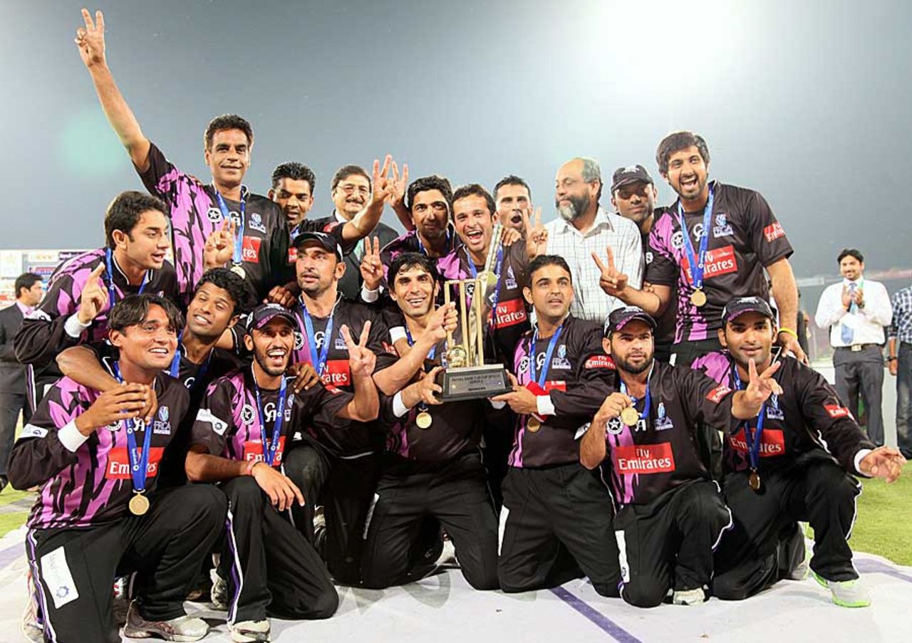 Faisalabad Wolves celebrate their title victory, Faisalabad Wolves v Sialkot Stallions, Faysal Bank Super Eight T20 Cup final, Lahore, March 31, 2013