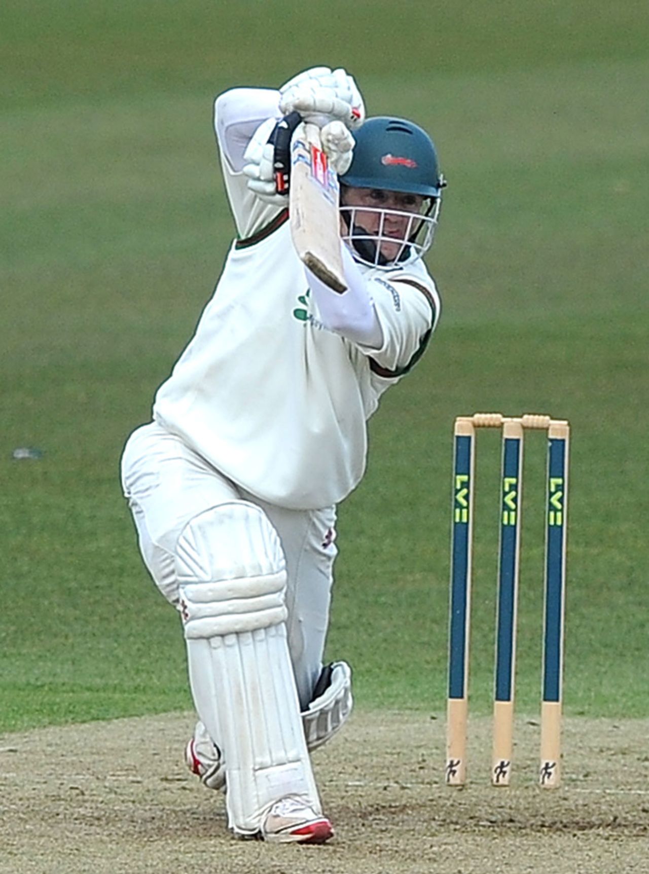 Niall O'Brien made 14 on his Leicestershire debut, Hampshire v Leicestershire, County Championship, Division Two, Ageas Bowl, 2nd day, April 11, 2013