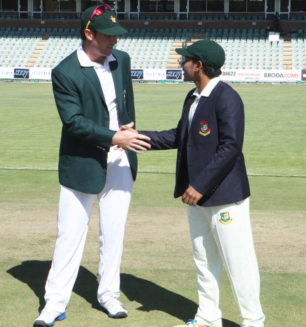 Zimbabwe captain Brendan Taylor with Bangladesh captain Mushfiqur Rahim, Zimbabwe v Bangladesh, 1st Test, Harare, 1st day, April 17, 2013
