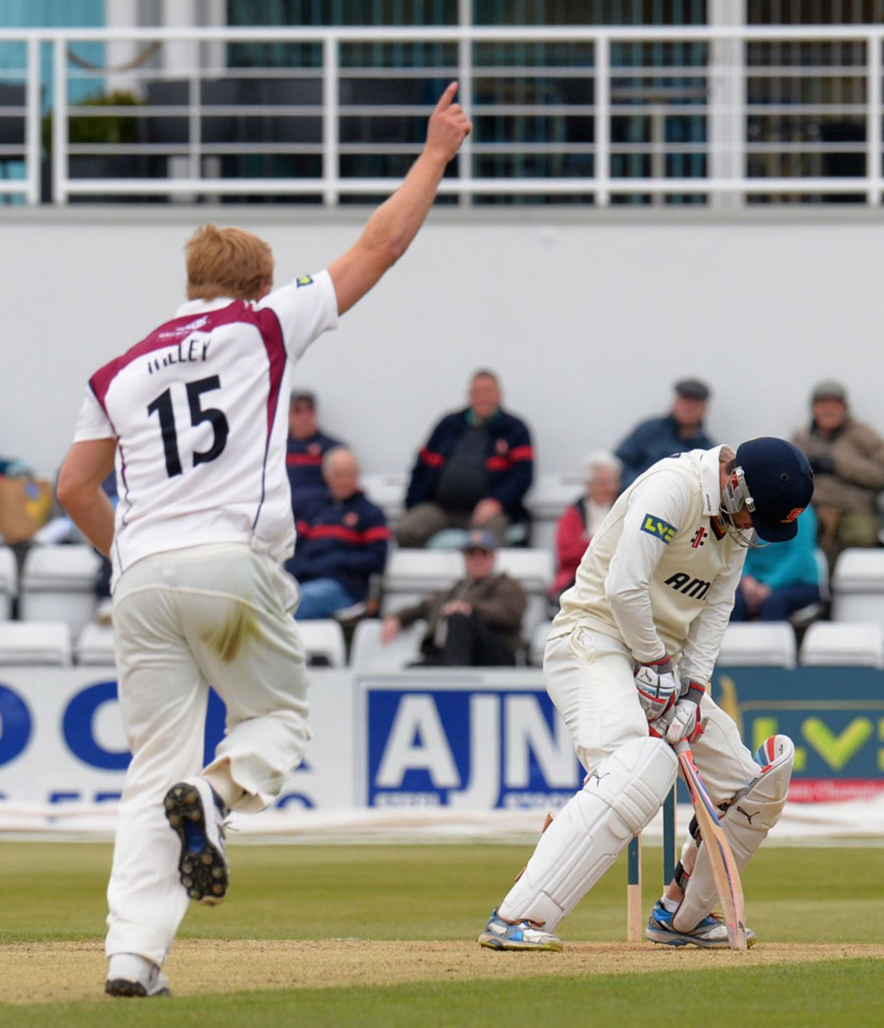 David Willey had Rob Quiney caught behind, Northamptonshire v Essex, County Championship, Division Two, Northampton, 3rd day, April 19, 2013
