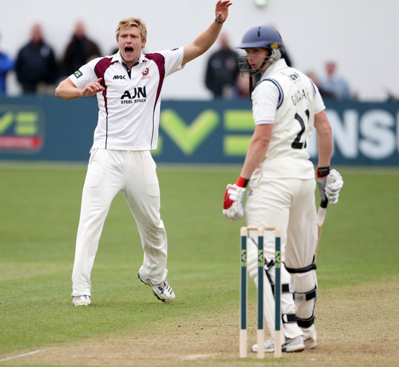 David Willey again impressed with 4 for 71, Gloucestershire v Northamptonshire, County Championship, Division Two, Bristol, 1st day, April 24, 2013