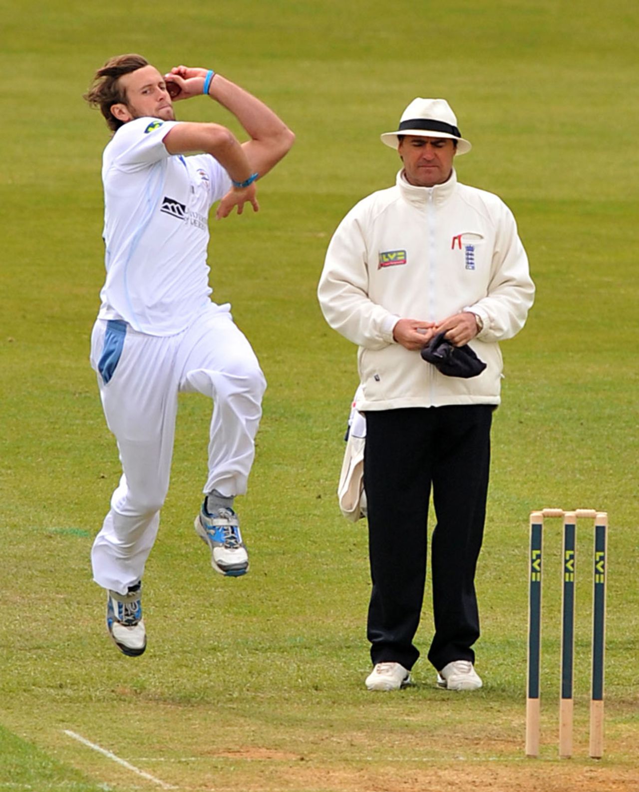 Ross Whiteley in his delivery stride, Derbyshire v Nottinghamshire, County Championship, Division One, Derby, 2nd day, April 25, 2013