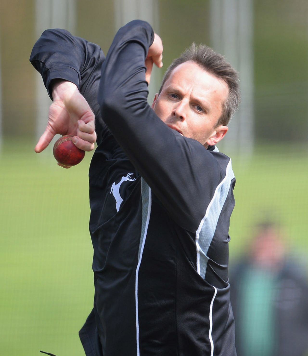 Graeme Swann tests his elbow in the nets, Derbyshire v Nottinghamshire, County Championship, Division One, Derby, 2nd day, April 25, 2013