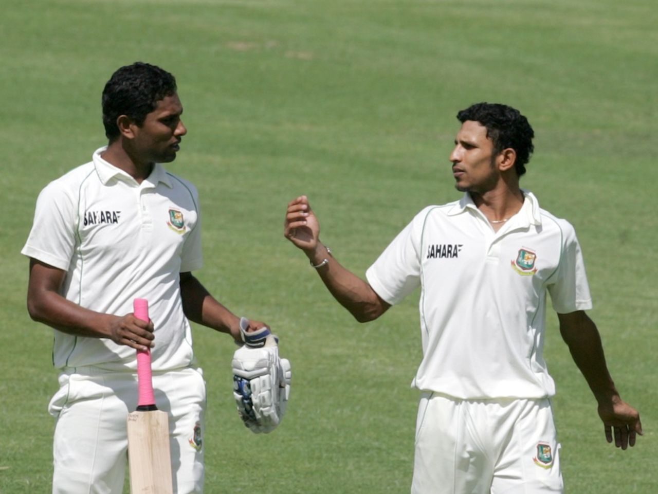 Nasir Hossain helped Bangladesh add 91 in the morning session, Zimbabwe v Bangladesh, 2nd Test, Harare, 2nd day, April 26, 2013