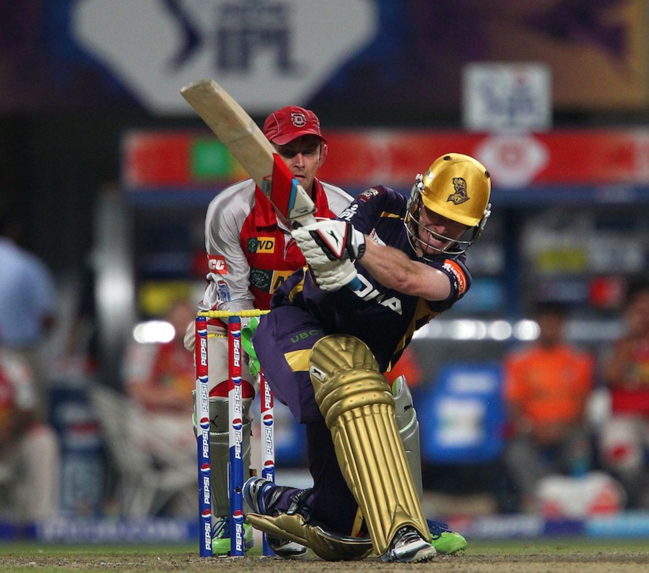 Eoin Morgan scored 42 off 26 balls, Kolkata Knight Riders v Kings XI Punjab, IPL, Kolkata, April 26, 2013