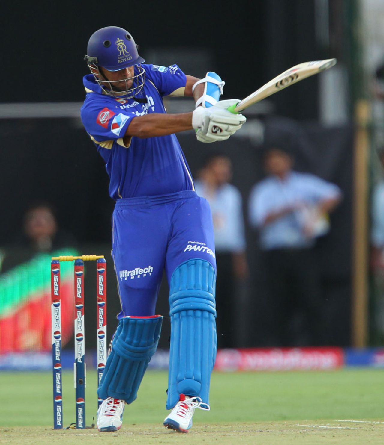 Rahul Dravid plays a pull shot during his innings of 22, Rajasthan Royals v Royal Challengers Bangalore, IPL 2013, Jaipur, April 29, 2013