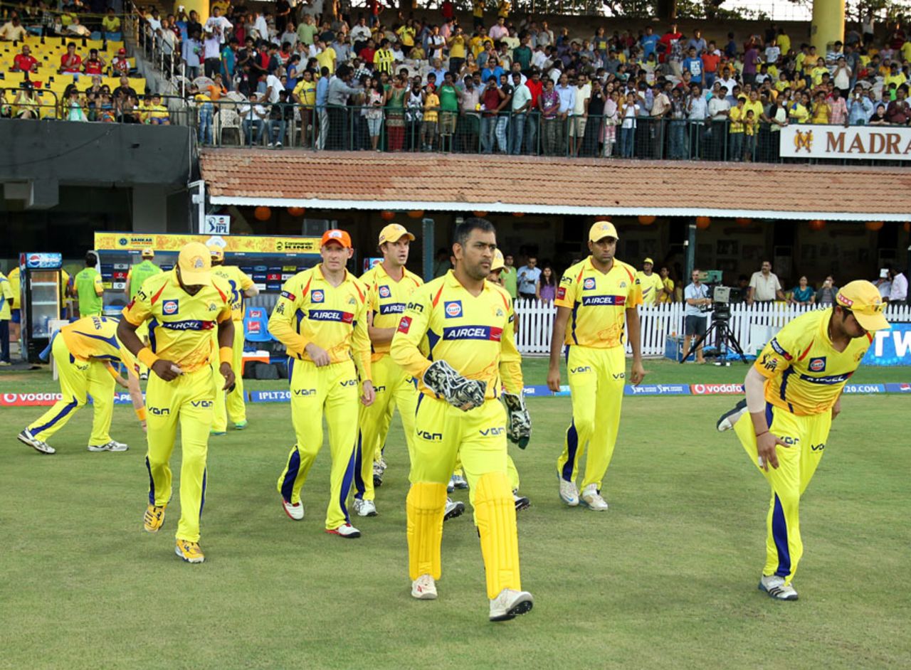 Chennai Super Kings walk on to the field, Chennai Super Kings v Kings XI Punjab, IPL 2013, Chennai, May 2, 2013