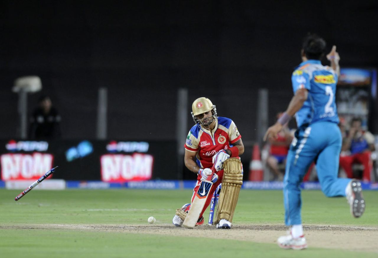 Ashok Dinda made a mess of Virat Kohli's stumps, Pune Warriors v Royal Challengers Bangalore, IPL 2013, Pune, May 2, 2013