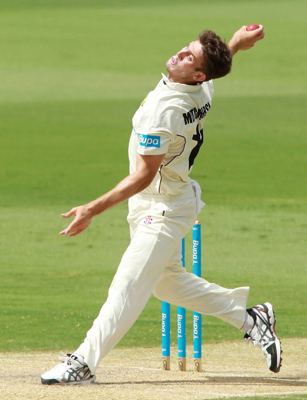 Mitchell Marsh in his delivery stride, South Australia v Western Australia, Sheffield Shield, Adelaide, March 7, 2013
