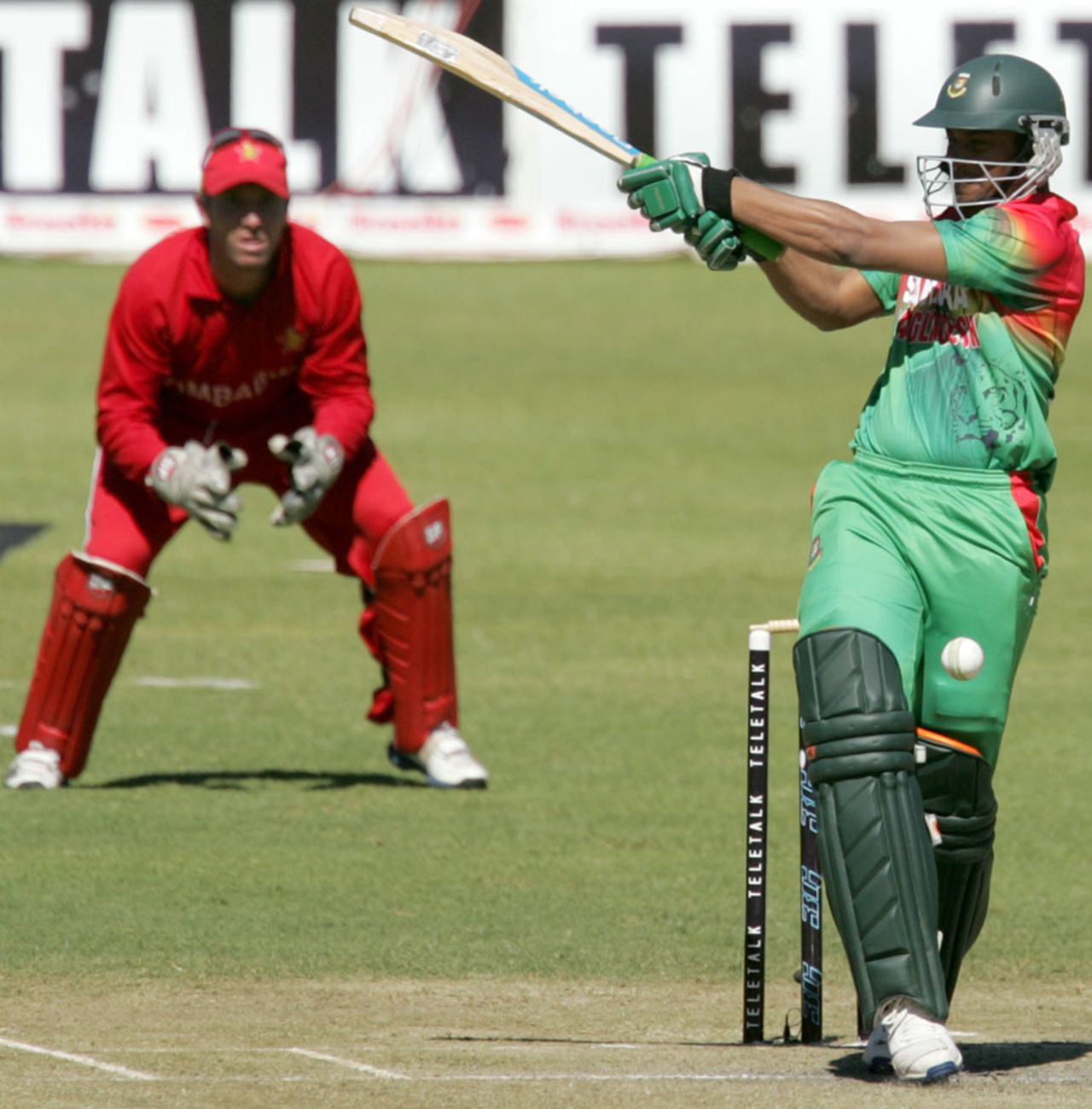 Shakib Al Hasan misses a pull, Zimbabwe v Bangladesh, 3rd ODI, Bulawayo, May 8, 2013