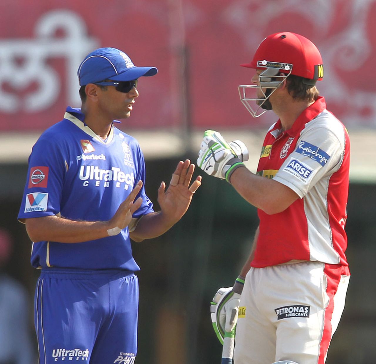 Rahul Dravid calms Adam Gilchrist down after an unsporting appeal from Ajit Chandila, Kings XI Punjab v Rajasthan Royals, IPL, Mohali, May 9, 2013