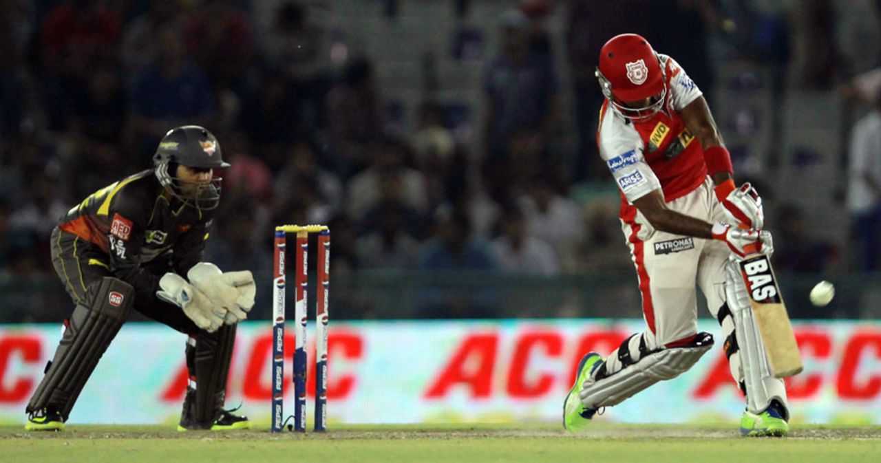 Rajagopal Satish strikes a six, Kings XI Punjab v Sunrisers Hyderabad, IPL, Mohali, May 11, 2013
