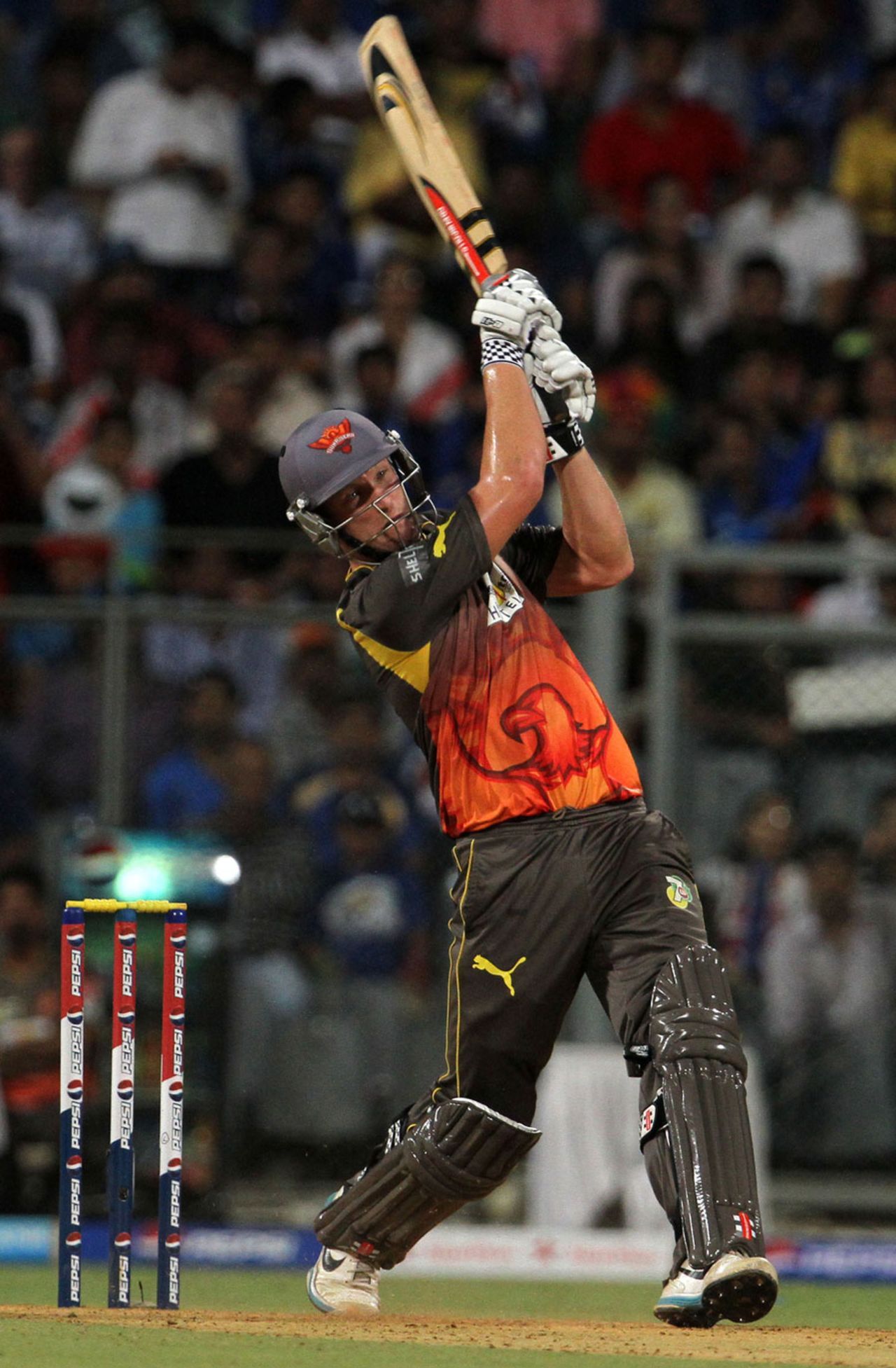 Cameron White smacks a six, Mumbai Indians v Sunrisers Hyderabad, IPL 2013, Mumbai, May 13, 2013
