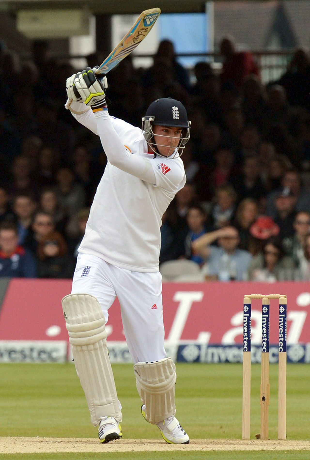 Stuart Broad made a dashing 26 from 25 balls, England v New Zealand, 1st Investec Test, Lord's, 4th day, May 19, 2013