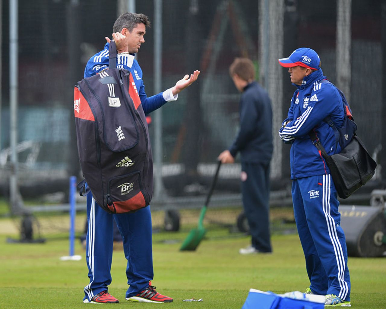 Kevin Pietersen chats with Andy Flower, Lord's, May 30, 2013