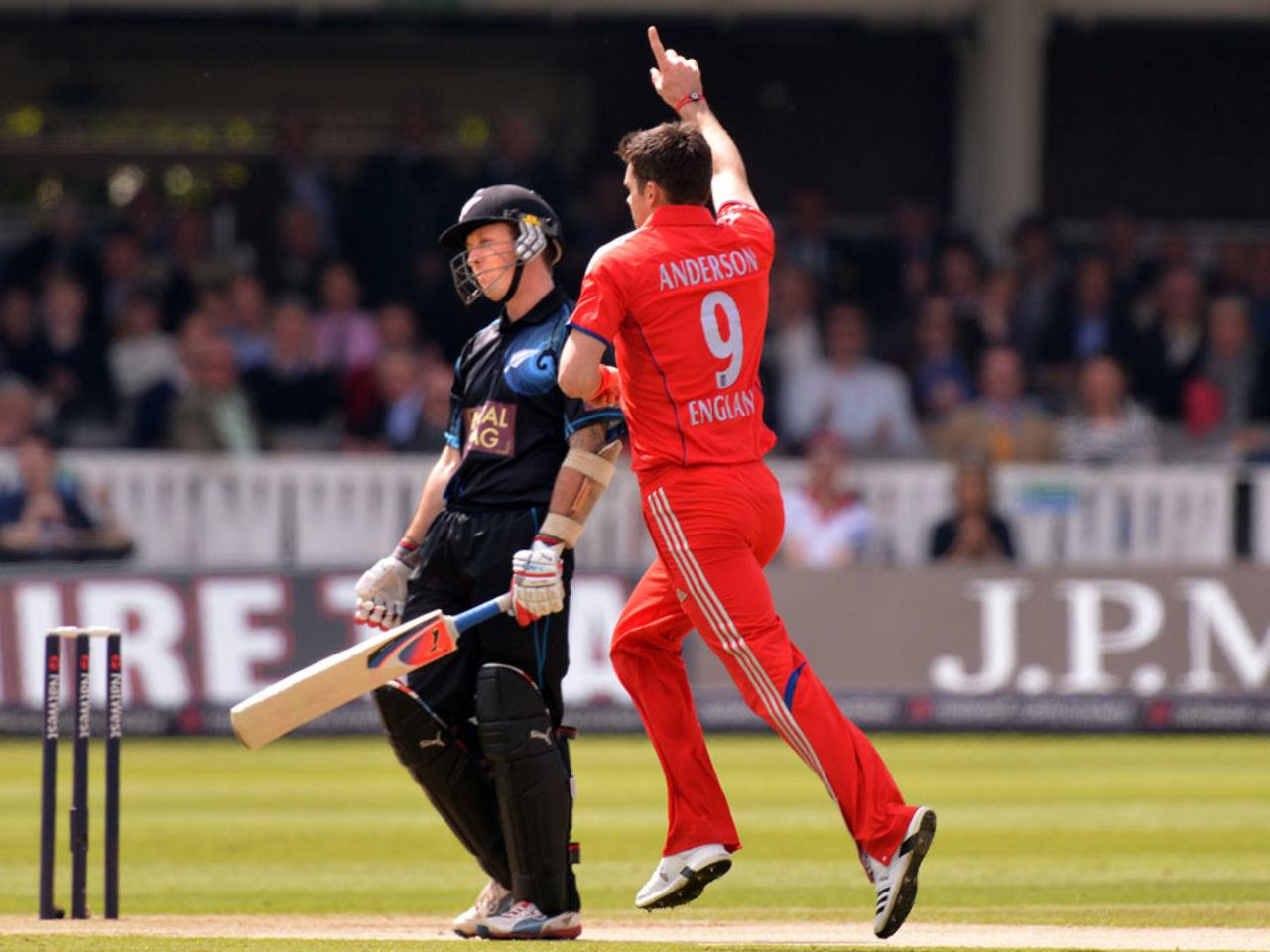 James Anderson removed Luke Ronchi for a duck, England v New Zealand, 1st ODI, Lord's, May 31, 2013