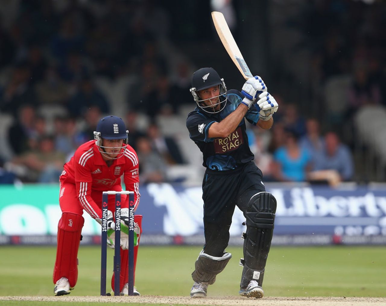 Grant Elliott helped add 47 for the fourth wicket, England v New Zealand, 1st ODI, Lord's, May 31, 2013