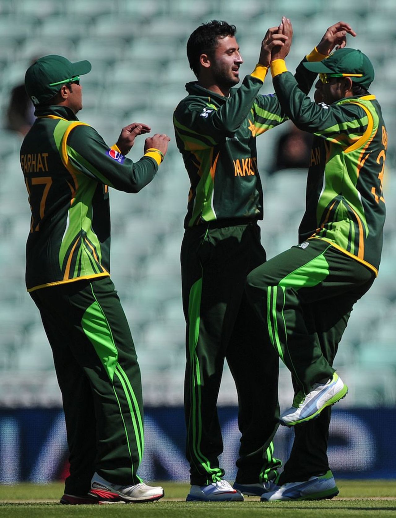 Junaid Khan trapped Hashim Amla lbw, Pakistan v South Africa, Champions Trophy warm-up, The Oval, June 3, 2013