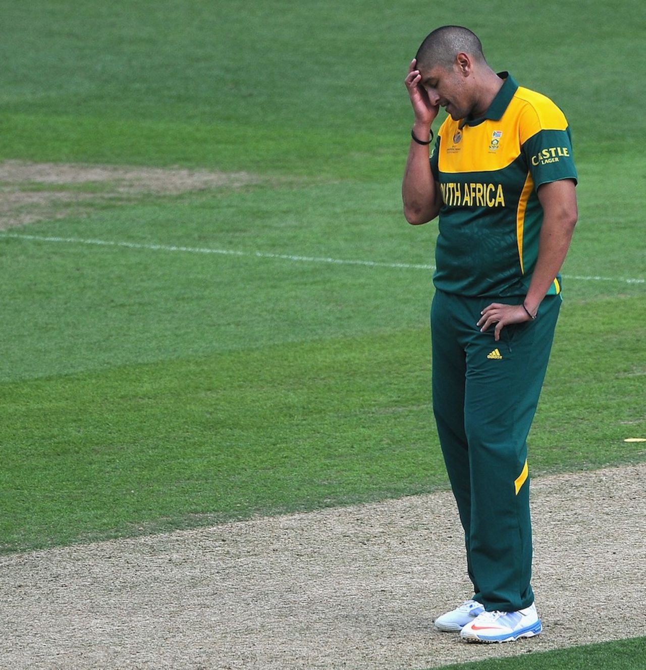 Rory Kleinveldt expresses his frustration, Pakistan v South Africa, Champions Trophy warm-up, The Oval, June 3, 2013