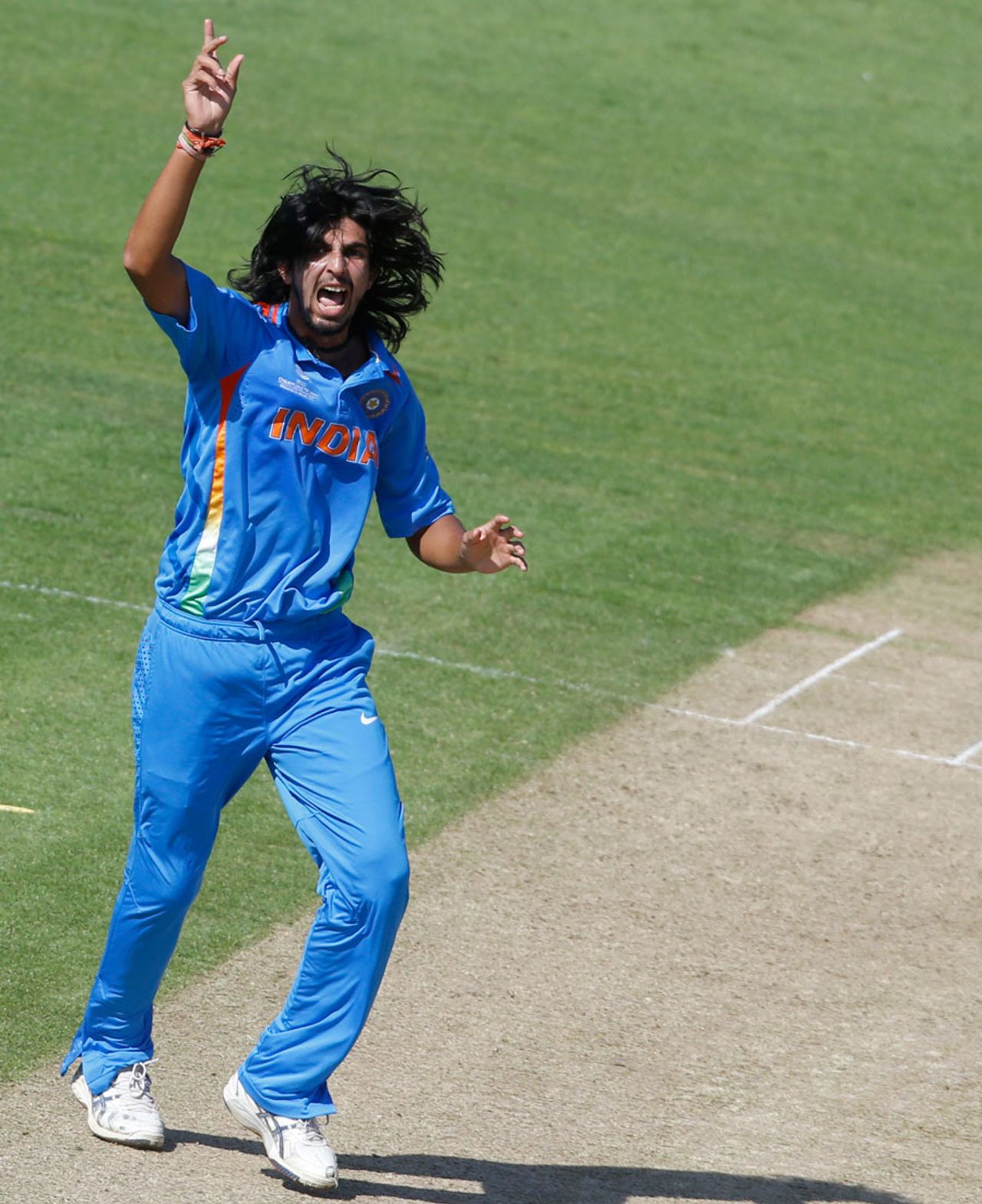 Ishant Sharma vociferously appeals for a wicket, India v Australia, Champions Trophy warm-up, Cardiff, June 4, 2013