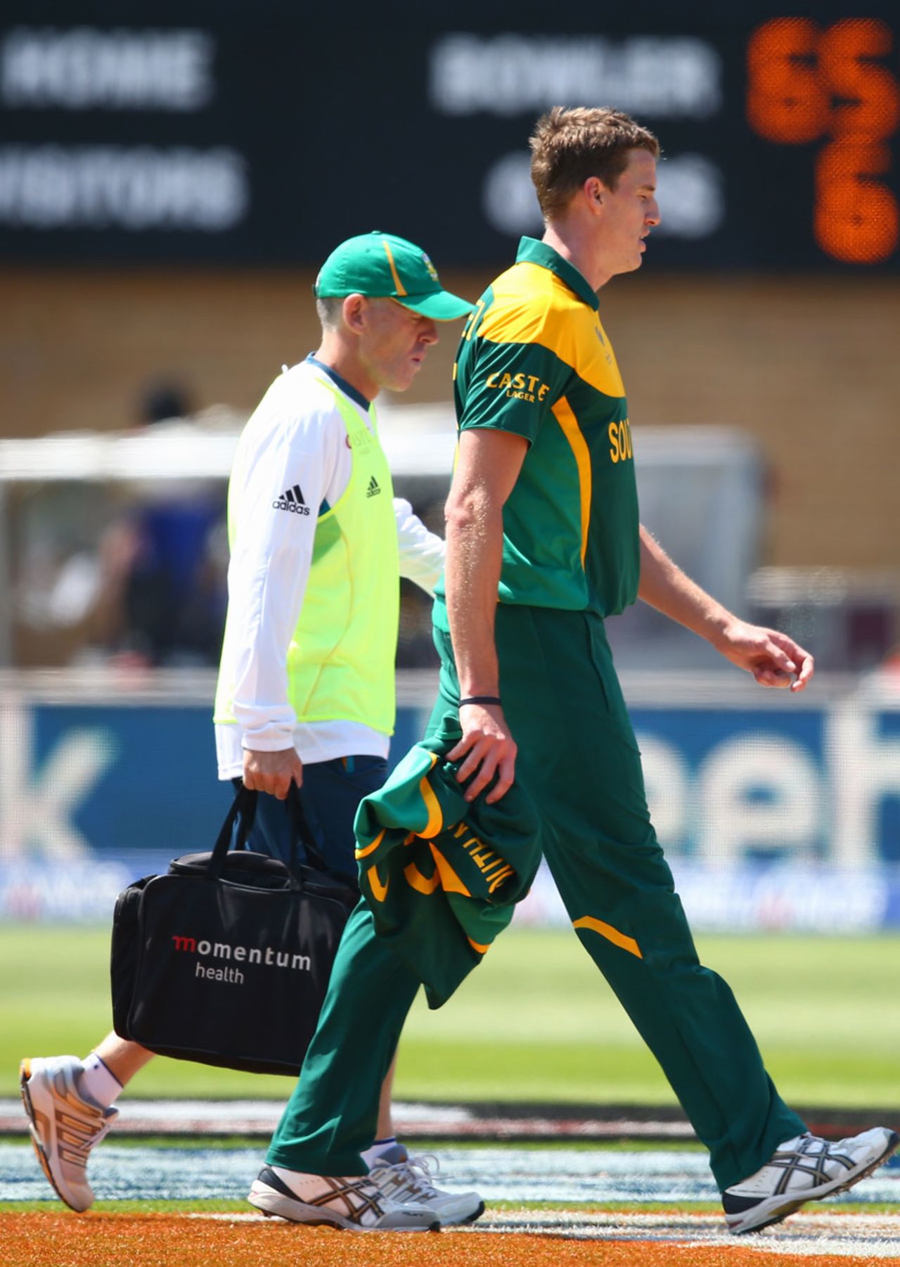 Morne Morkel walks off with a quad strain, India v South Africa, Champions Trophy, Group B, Cardiff, June 6, 2013