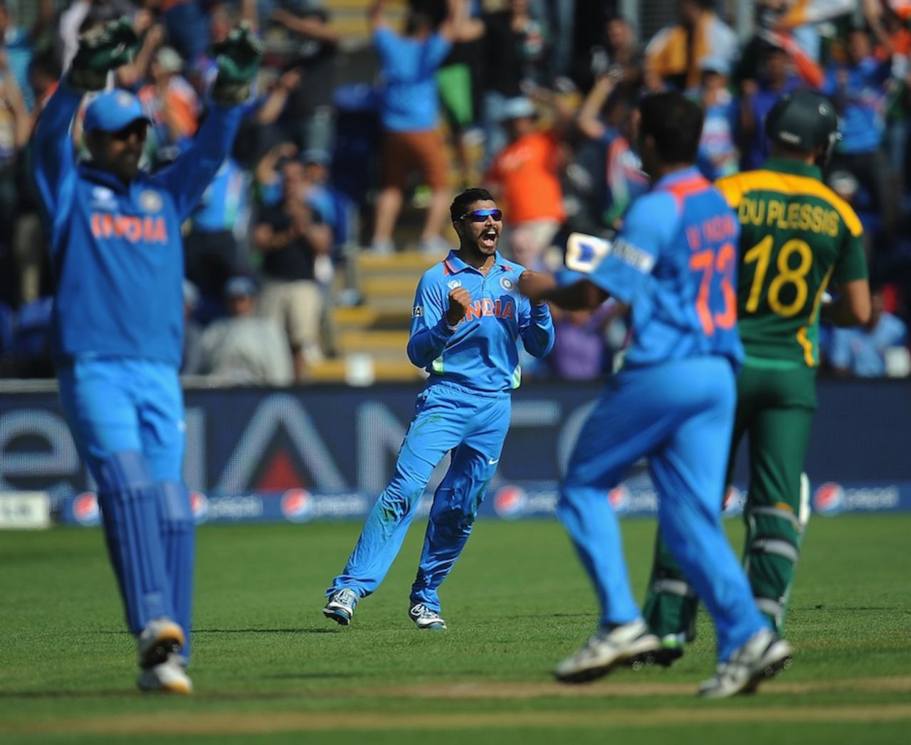 Indian players celebrate a fall of South African wicket, India v South Africa, Champions Trophy, Group B, Cardiff, June 6, 2013