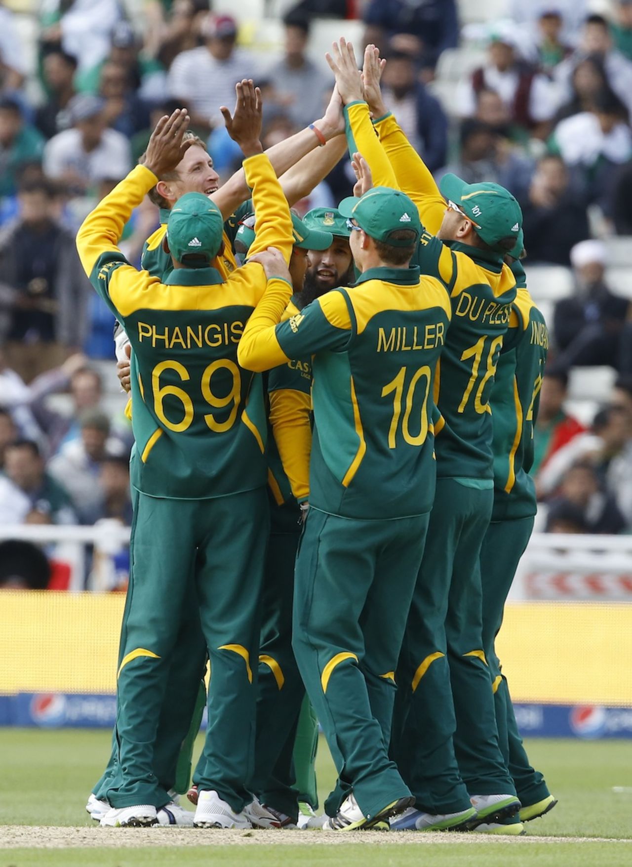 Chris Morris is congratulated after his first ODI wicket, Pakistan v South Africa, Champions Trophy, Group B, Edgbaston, June 10, 2013