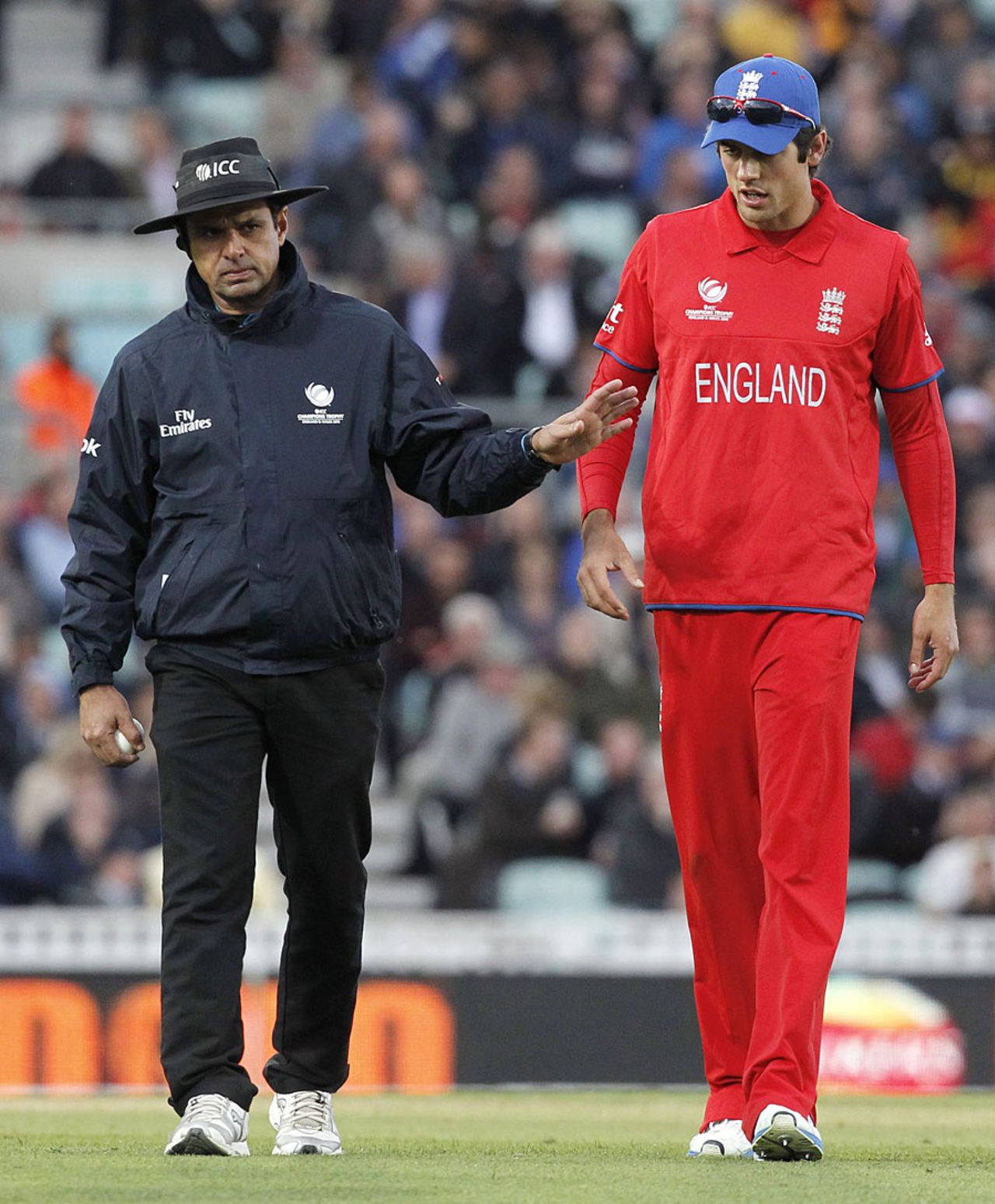 Aleem Dar was not happy with the ball, England v Sri Lanka, Champions Trophy, The Oval, June 13, 2013