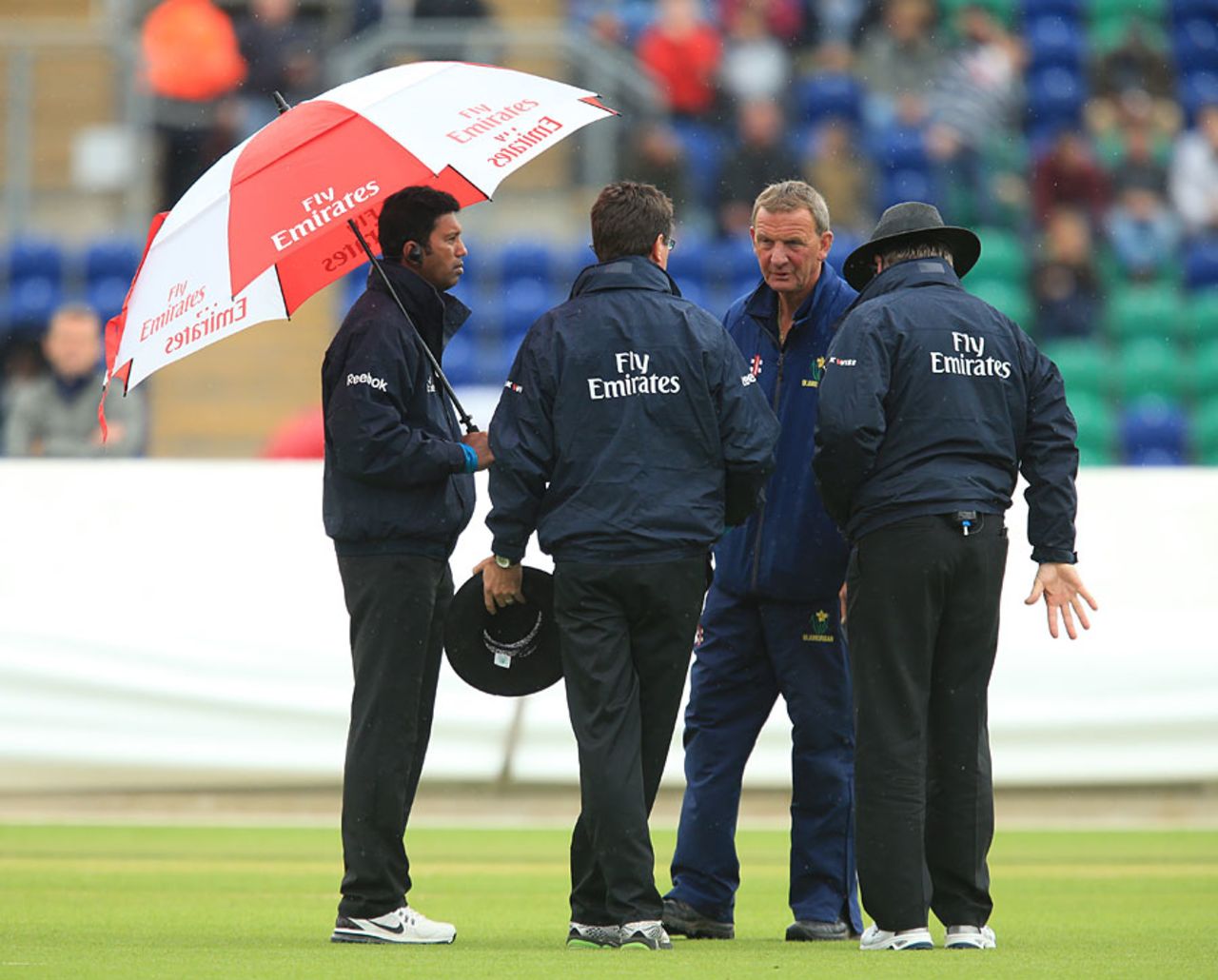 There was not much for the umpires to do, England v New Zealand, Champions Trophy, Group A, Cardiff, June 16, 2013