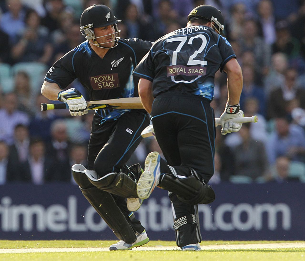 Hamish Rutherford and Brendon McCullum charge between the wickets, England v New Zealand, 1st T20, The Oval, June 25, 2013