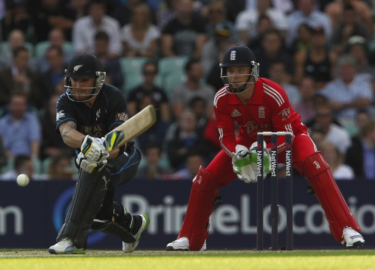 Brendon McCullum prepares to reverse sweep, England v New Zealand, 1st T20, The Oval, June 25, 2013