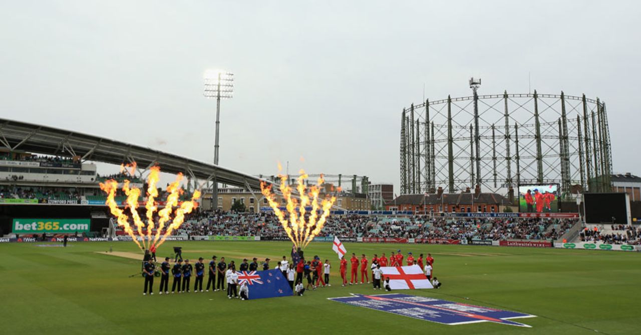 The teams stand for the national anthems, England v New Zealand, 2nd T20, The Oval, June 27, 2013